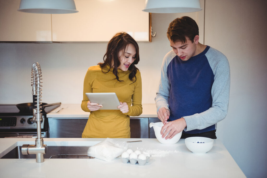sweet things to do for your girlfriend on her period
